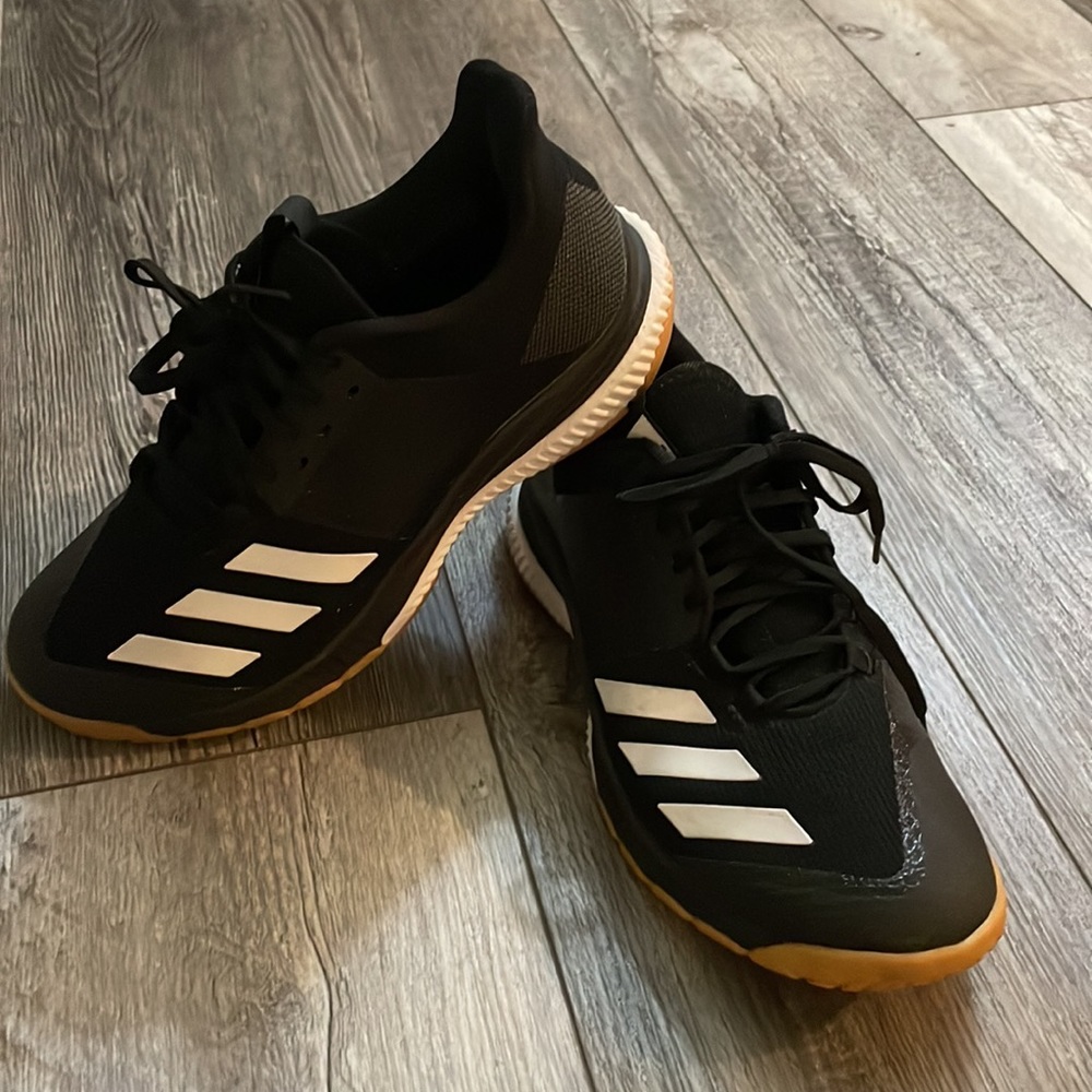 adidas Women's Crazyflight Bounce 3 Volleyball Shoe